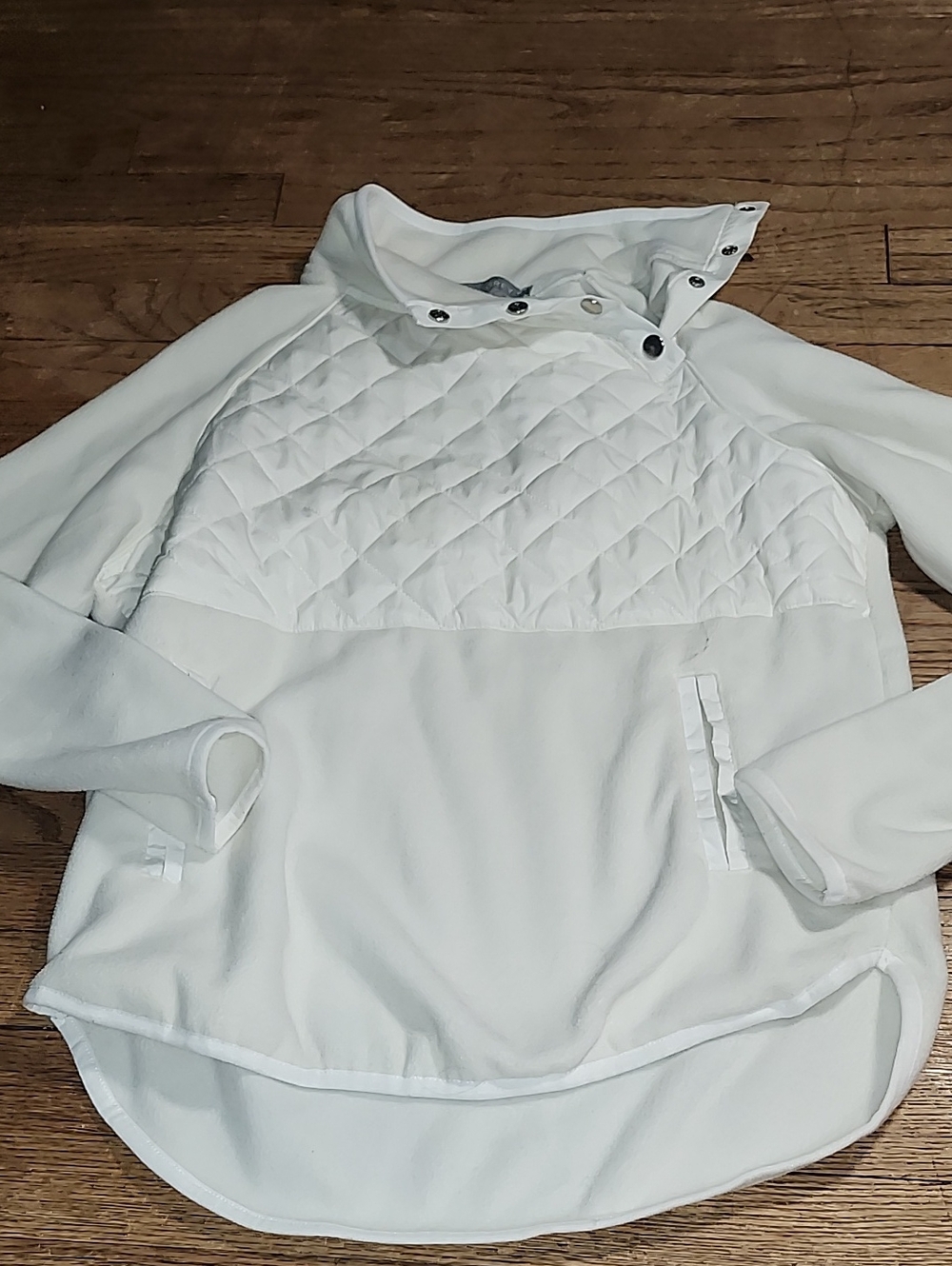 Women’s Quilted Cowl-Neck Pullover Sweater - White